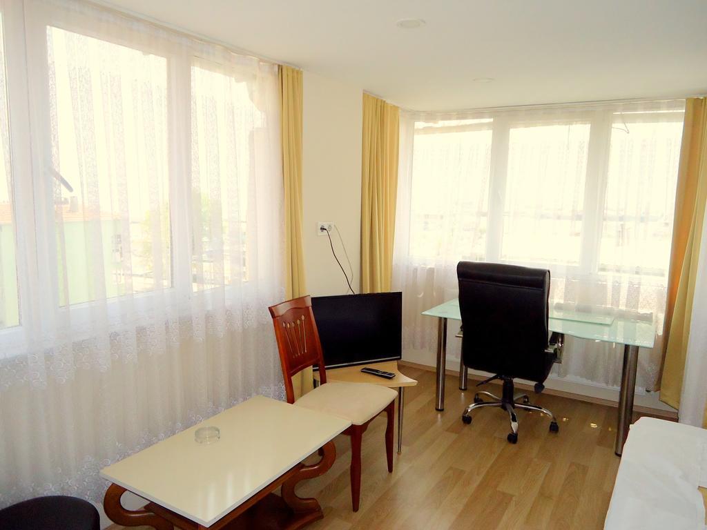 Simge Hotel อิสตันบูล ภายนอก รูปภาพ