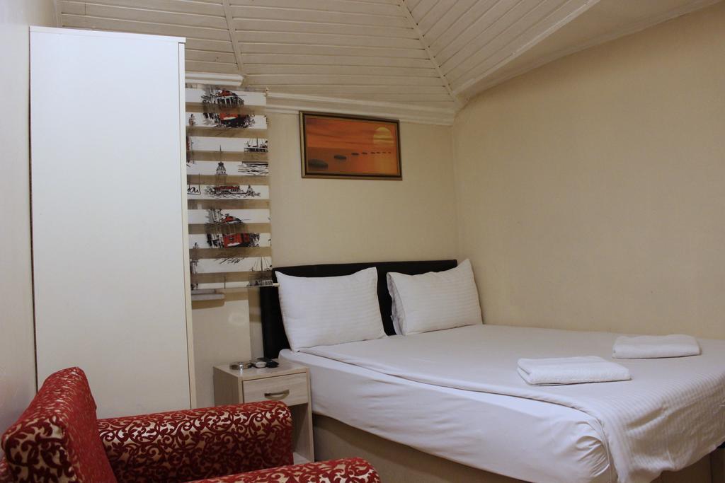 Simge Hotel อิสตันบูล ภายนอก รูปภาพ