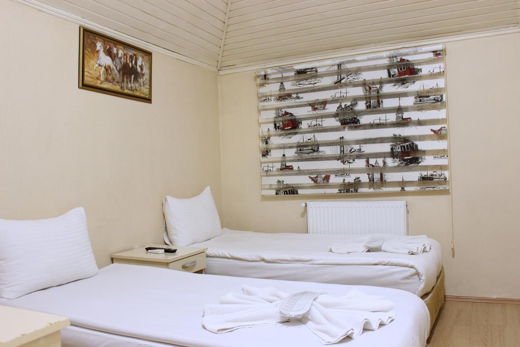 Simge Hotel อิสตันบูล ภายนอก รูปภาพ