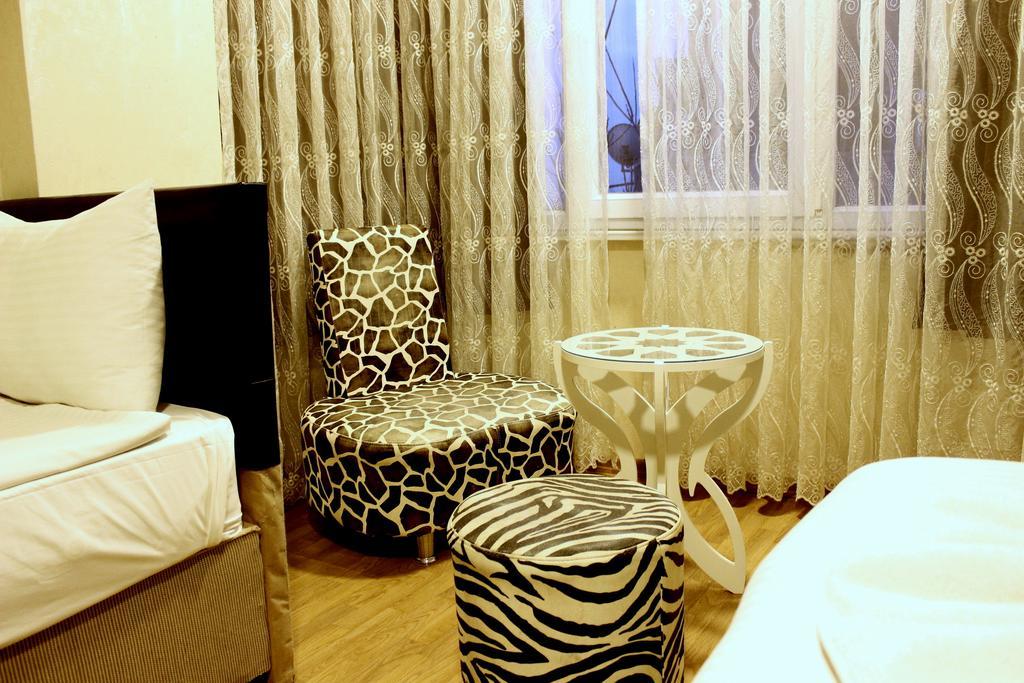 Simge Hotel อิสตันบูล ภายนอก รูปภาพ
